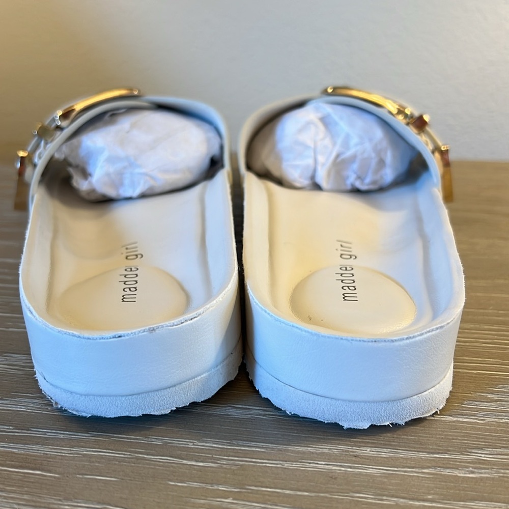 Madden Girl Brookk sandal with buckles and hardware for a western inspired look - Picture 6 of 7